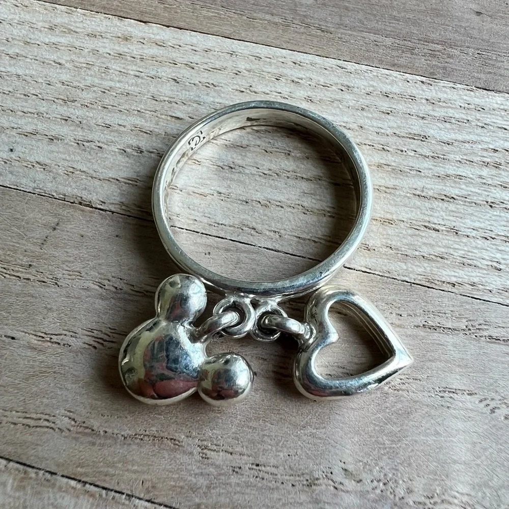 Disney Mickey Mouse heart charm Sterling silver ring size 5 1/2